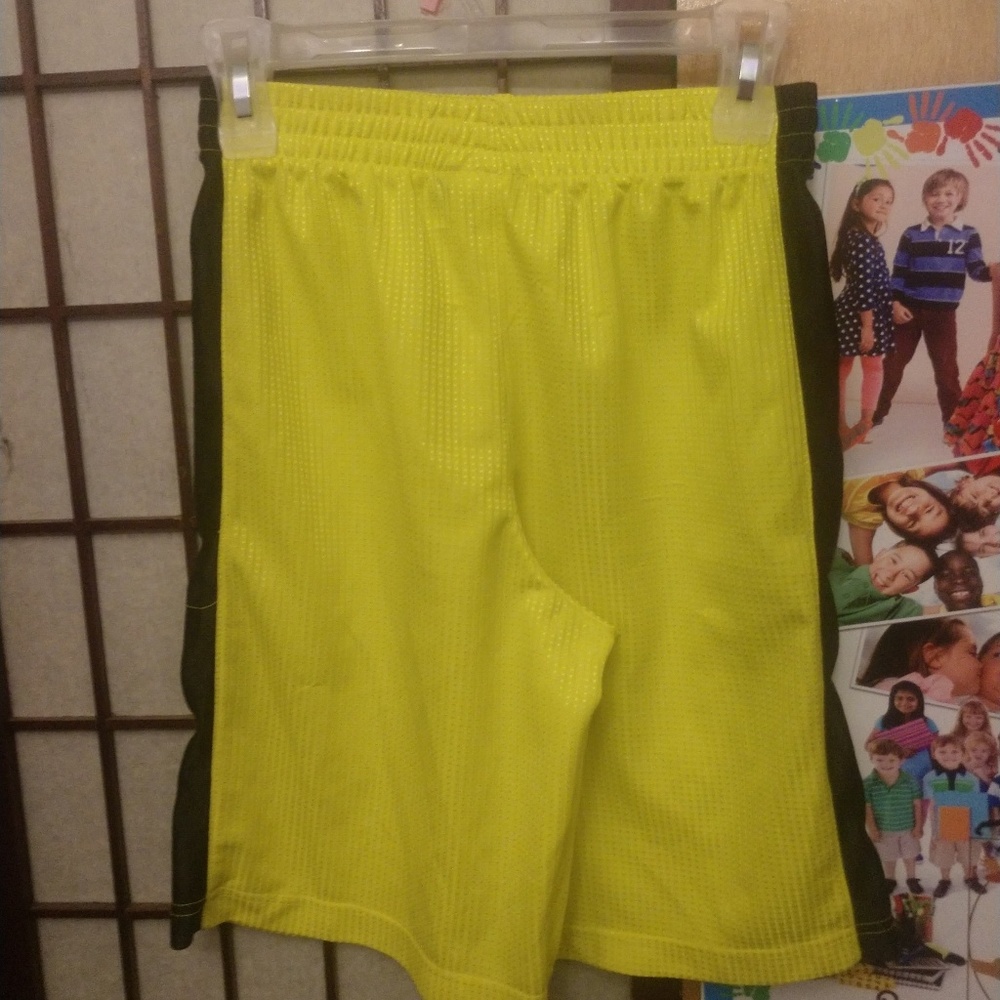 Athletech Boy's gym shorts
